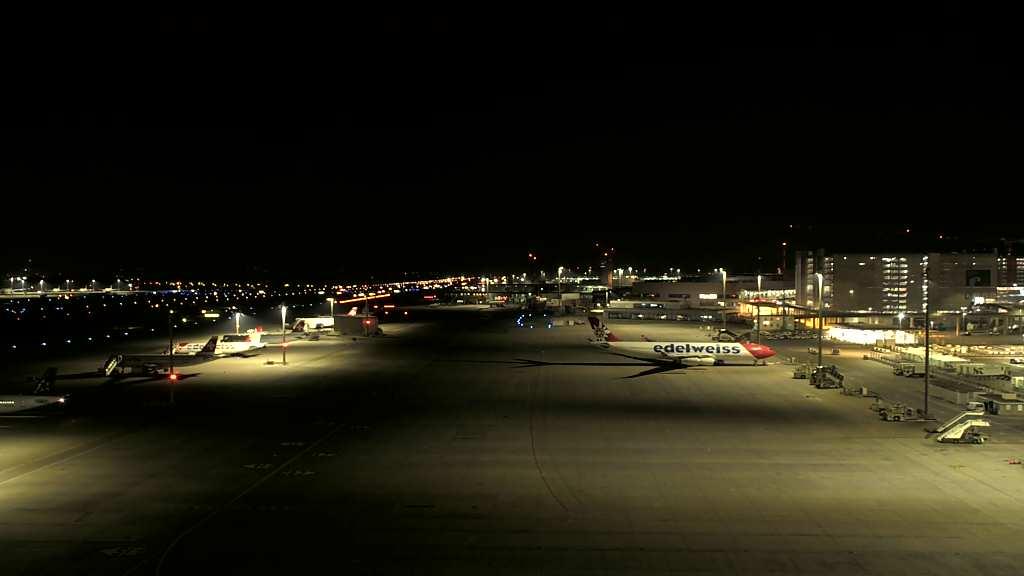 Rumlang airport Webcam