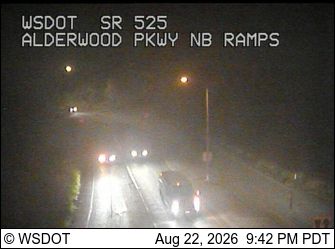 Traffic Cam Lynnwood: SR 525 at MP 0.8: Alderwood Pkwy, NB Ramps