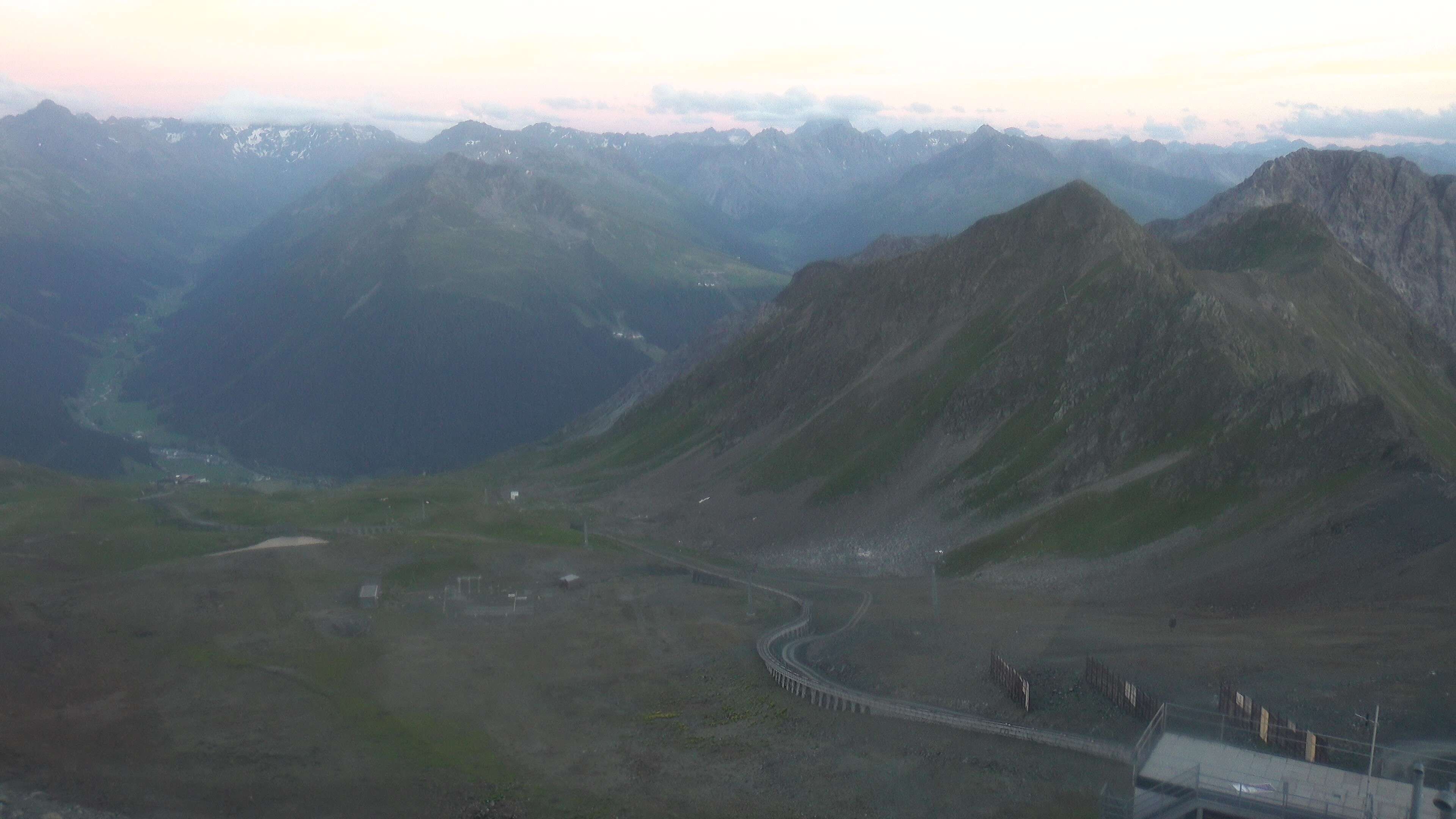 Davos: Dorf - Weissfluhjoch, Blick Dorftäli