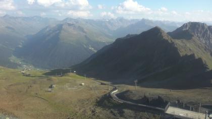 Davos: Dorf - Weissfluhjoch, Blick Dorftäli