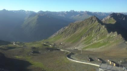 Davos: Dorf - Weissfluhjoch, Blick Dorftäli