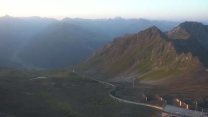 Davos: Dorf - Weissfluhjoch, Blick Dorftäli