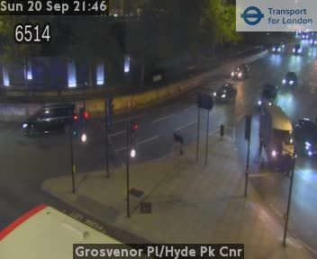 Traffic Cam London: Grosvenor Pl/Hyde Pk Cnr