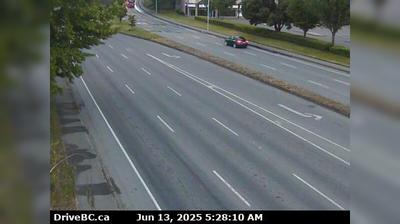 Saanich › South: 8, Hwy 17 at Cloverdale Ave in Victoria, looking south