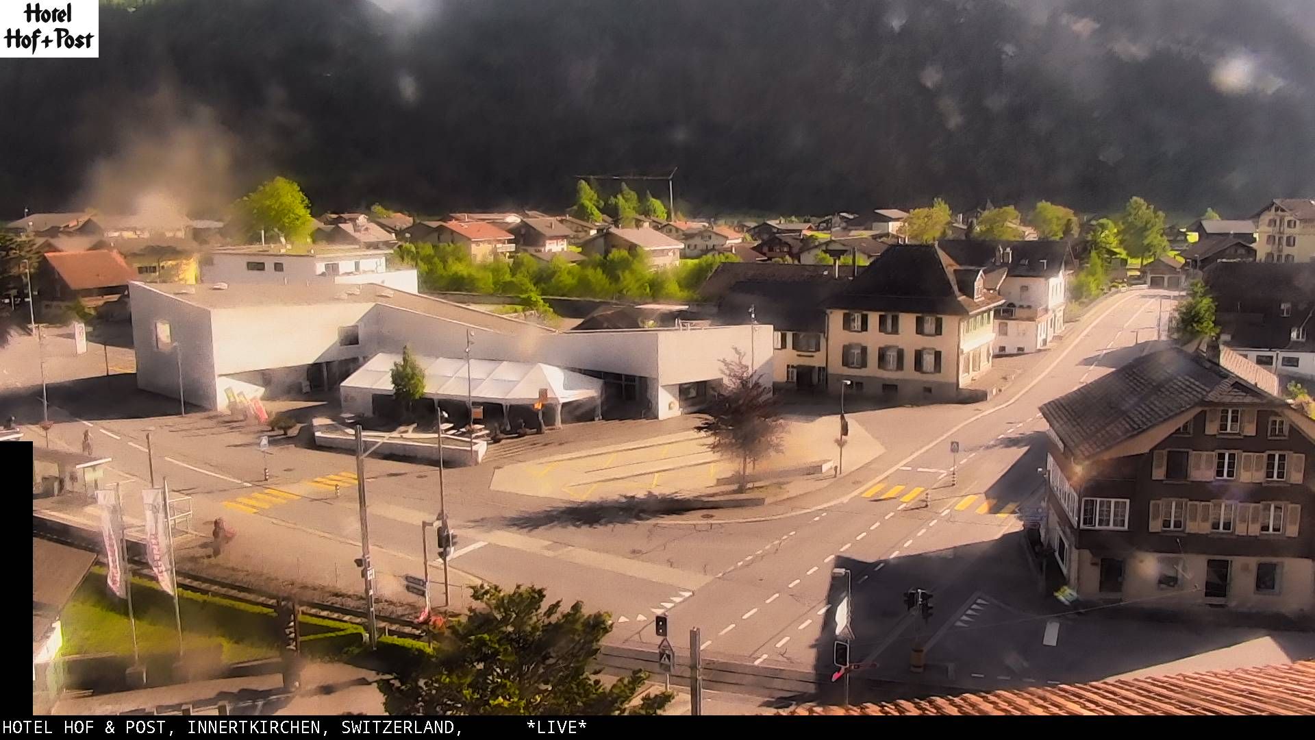 Innertkirchen: Hotel Hof und Post - Tourist Center Grimseltor