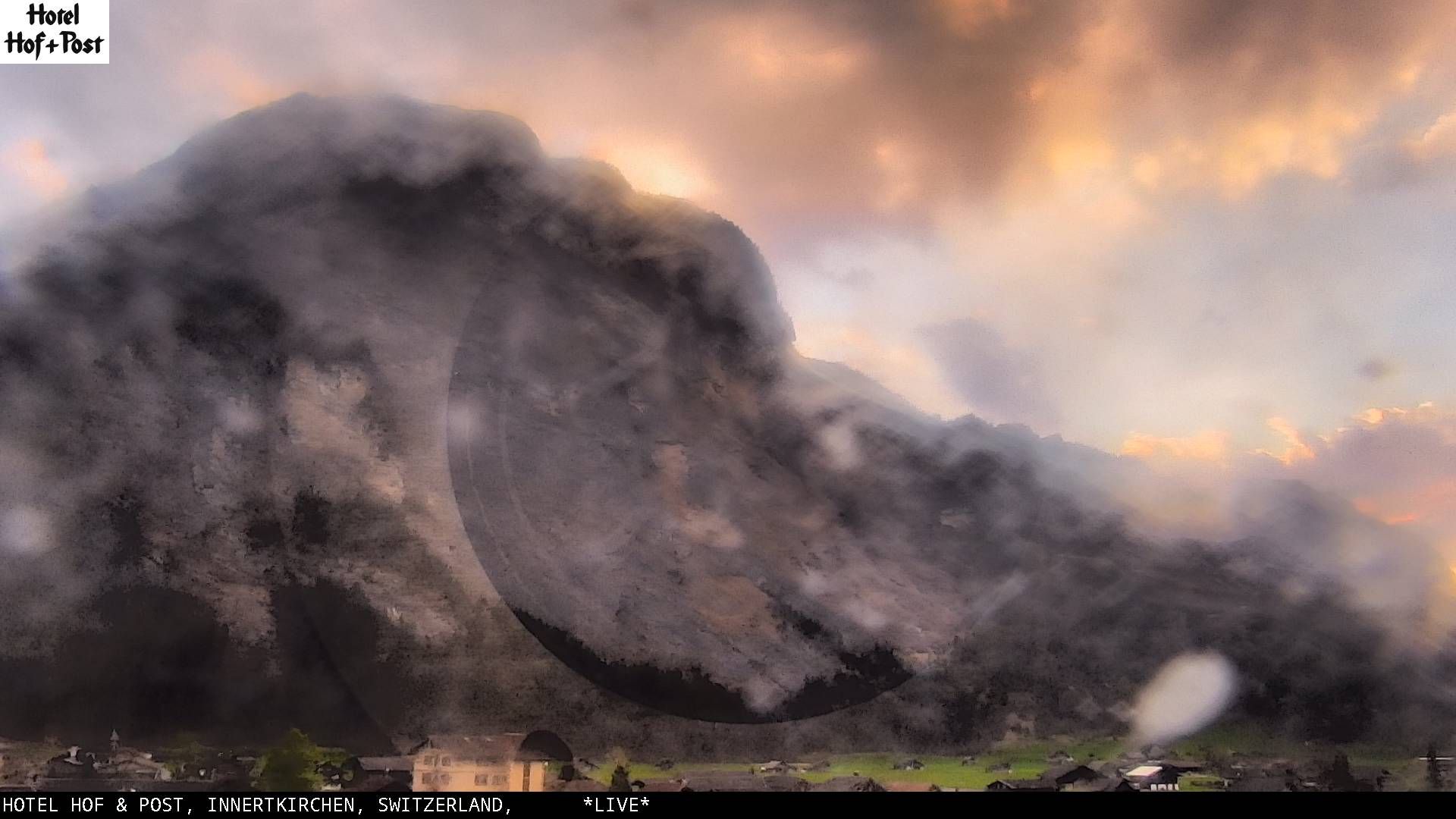 Innertkirchen: Hotel Hof und Post - Tourist Center Grimseltor
