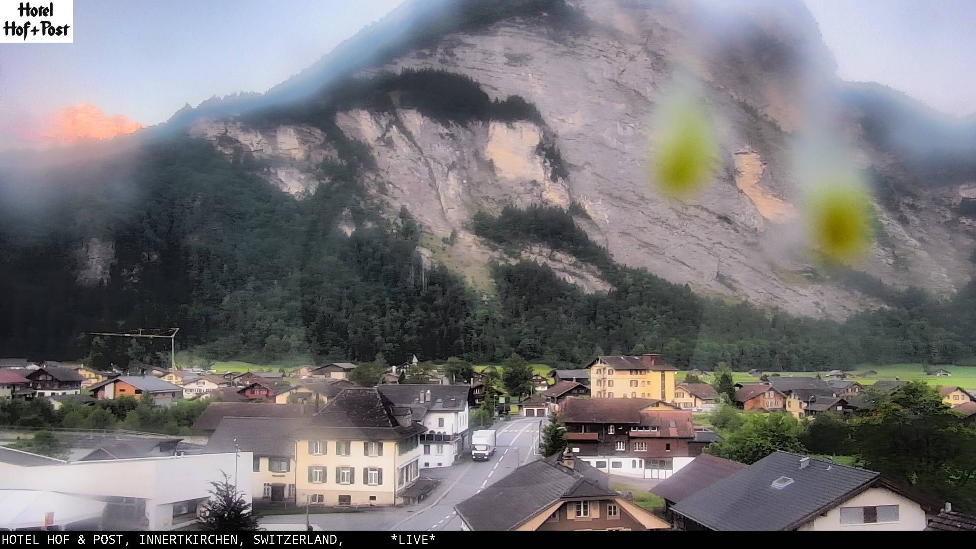 Innertkirchen: Hotel Hof und Post - Tourist Center Grimseltor