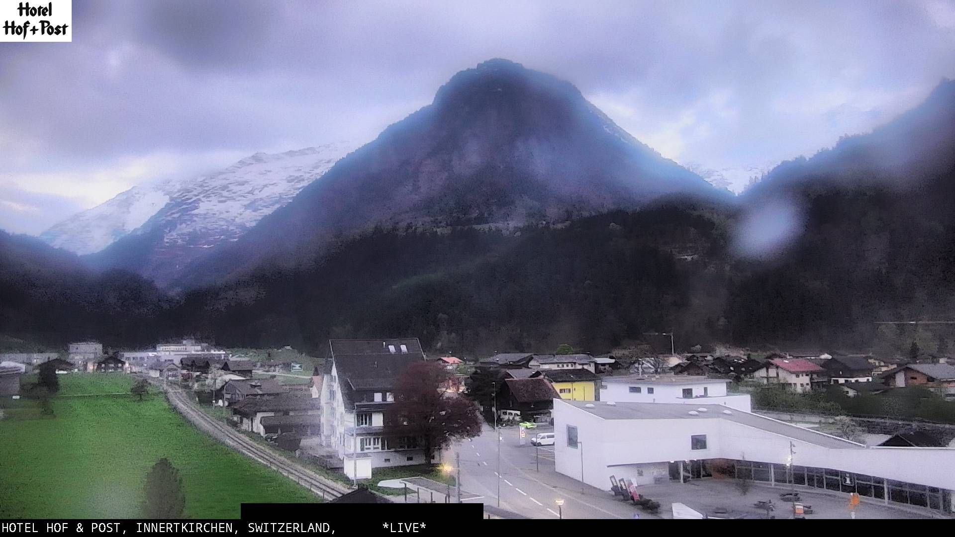 Innertkirchen: Hotel Hof und Post - Tourist Center Grimseltor