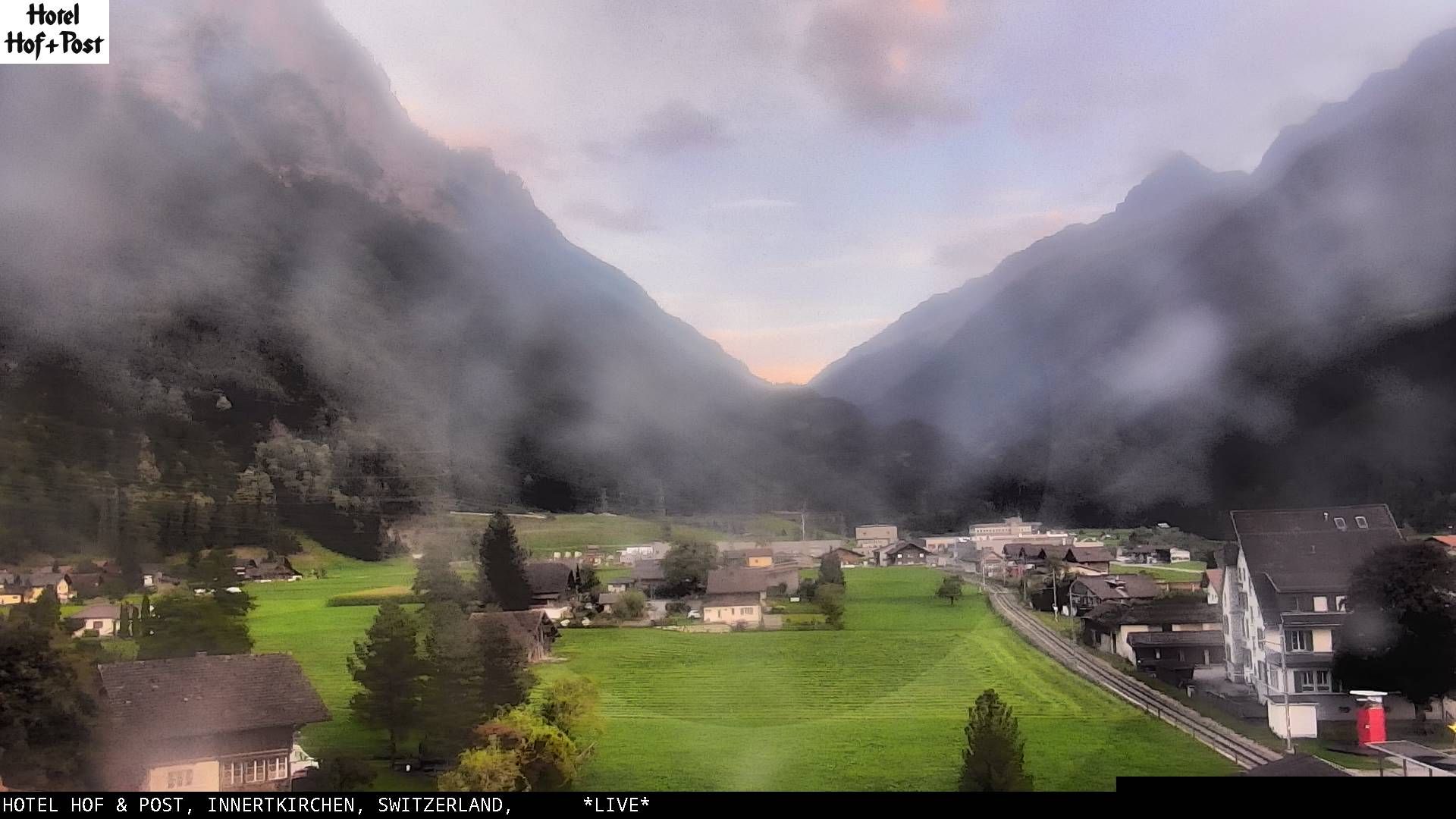 Innertkirchen: Hotel Hof und Post - Tourist Center Grimseltor