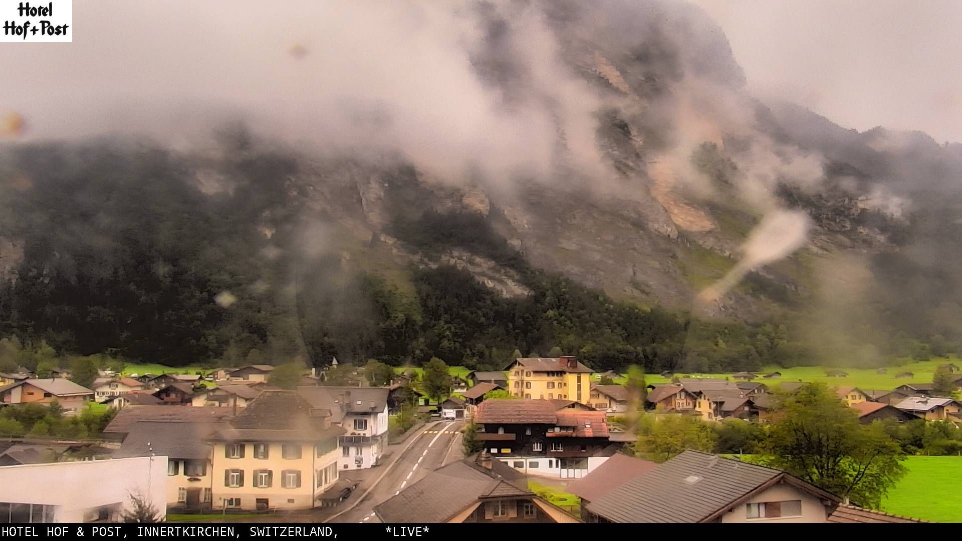 Innertkirchen: Hotel Hof und Post - Tourist Center Grimseltor