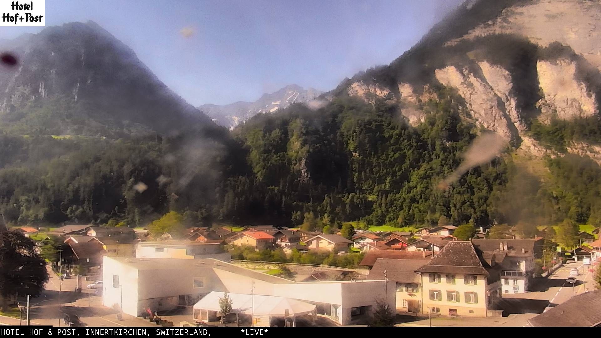 Innertkirchen: Hotel Hof und Post - Tourist Center Grimseltor