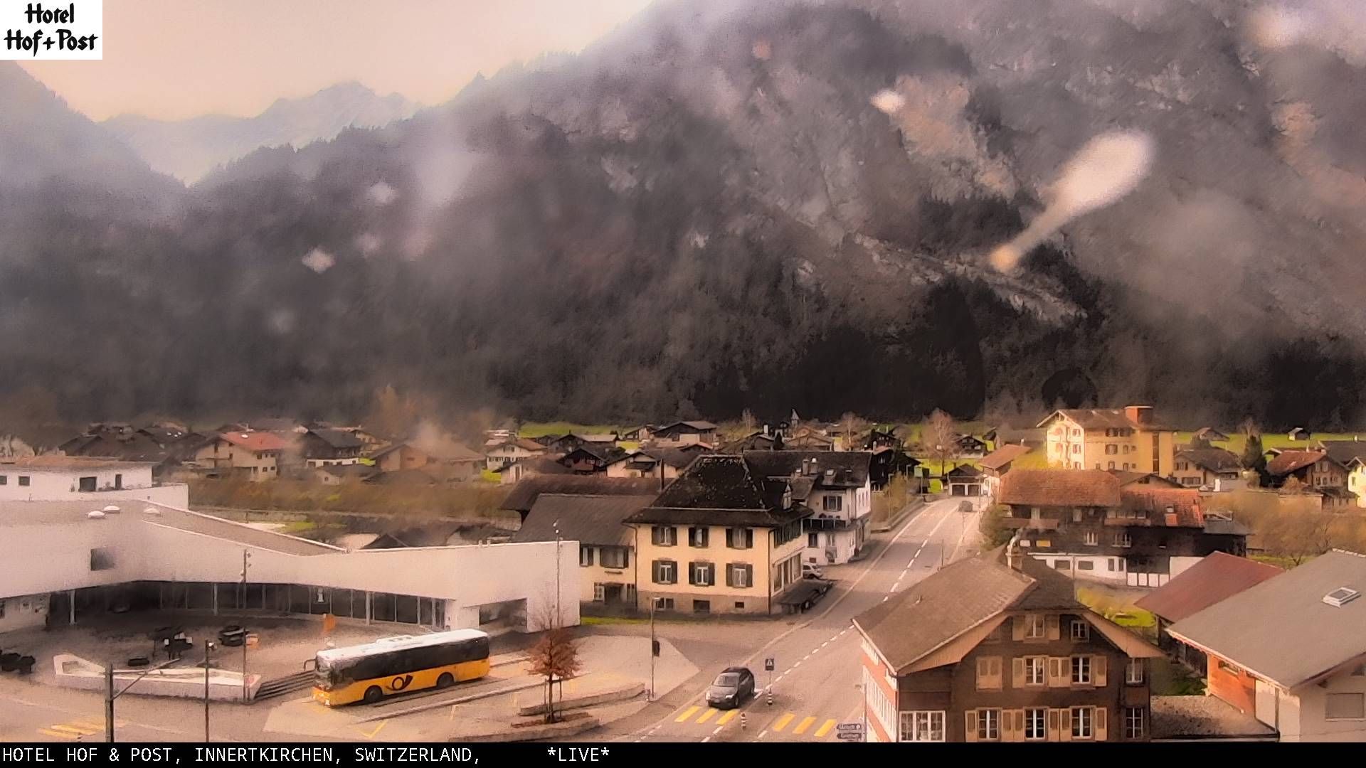 Innertkirchen: Hotel Hof und Post - Tourist Center Grimseltor