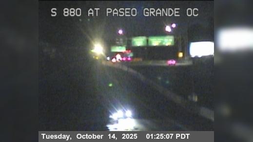 Traffic Cam San Lorenzo › South: TV711 -- I-880 : Paseo Grande Overcross