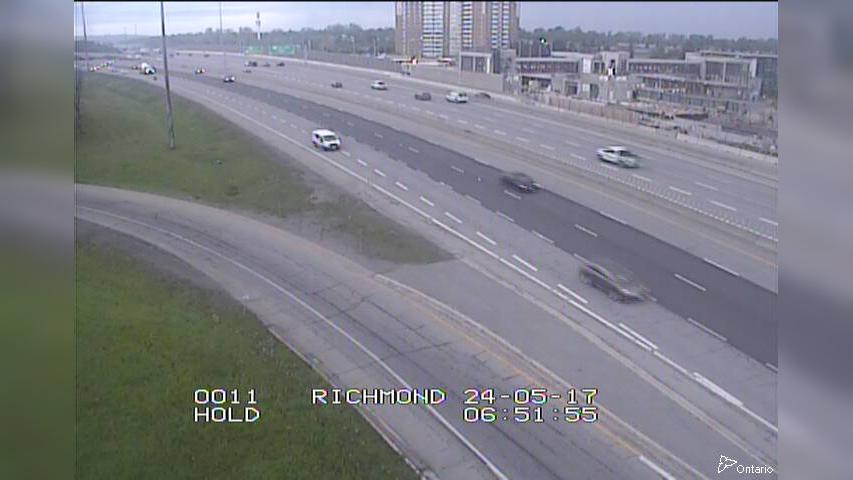 Traffic Cam Nepean: South side of Highway 417 between Highway 416 and Richmond Road