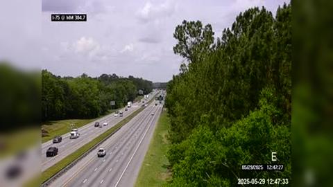 Traffic Cam Arredondo: I-75 @ MM 384.7