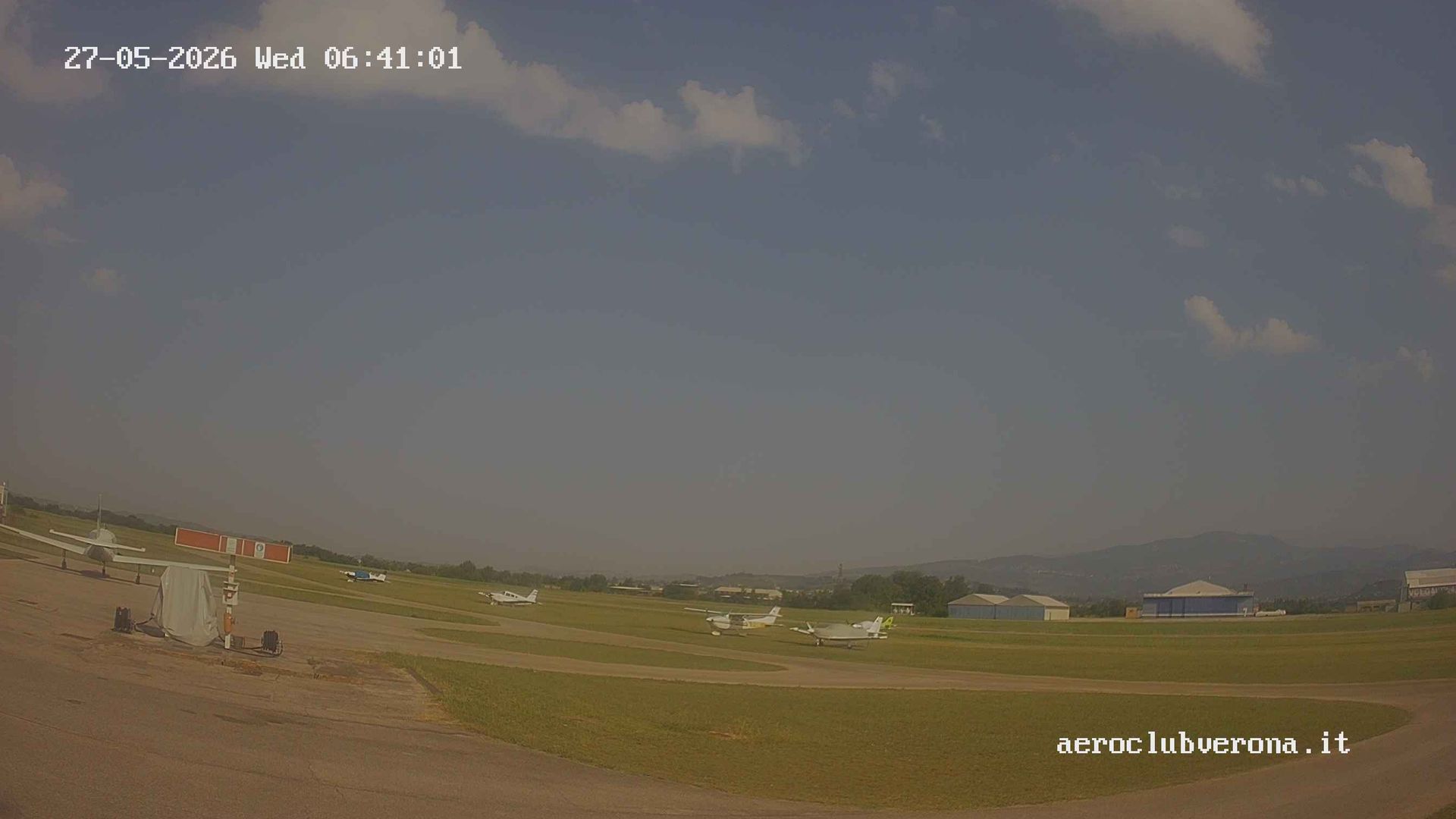 Traffic Cam Verona › North-West: Aeroporto di Boscomantico