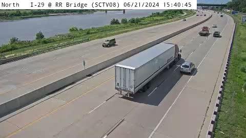 Traffic Cam Sioux City: SC - I-29 @ RR Bridge (08)
