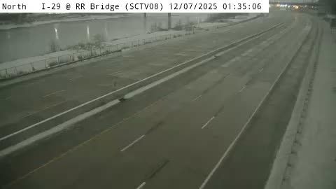 Traffic Cam Sioux City: SC - I-29 @ RR Bridge (08)