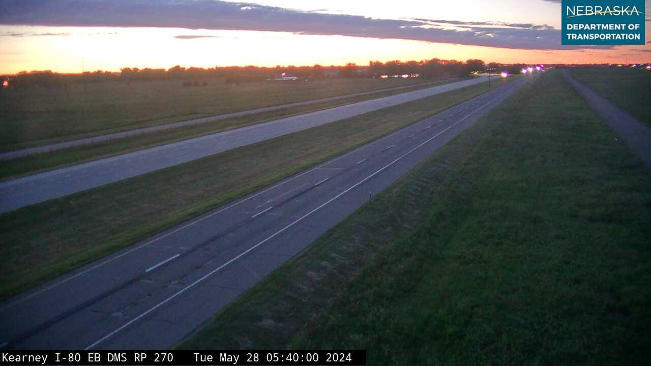 Traffic Cam Riverside Mobile Home Court: I-80: W of Kearney: Interstate View