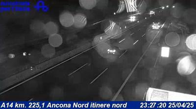 Preview delle webcam di Ancona: A14 km. 225,1 - Nord itinere nord