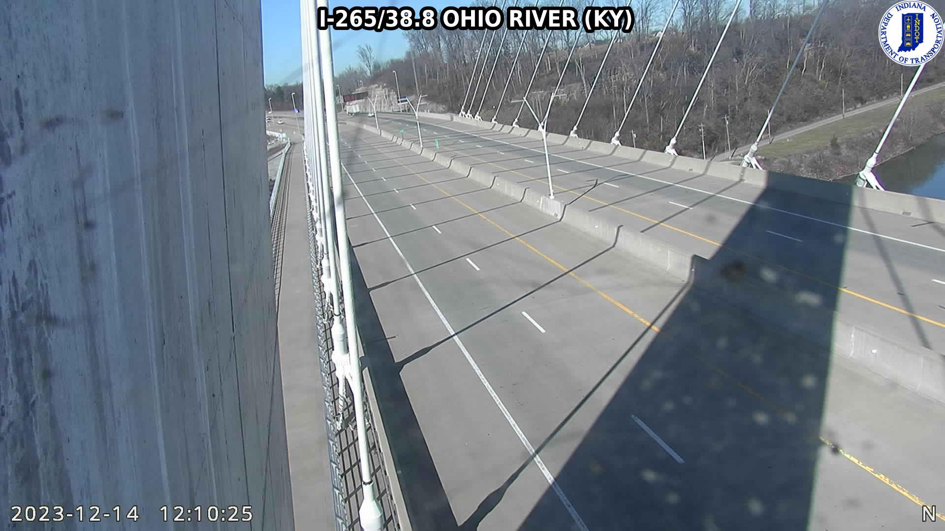 Traffic Cam Louisville: KY I-265: I-265/38.8 OHIO RIVER (KY)