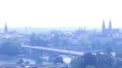 Birsfelden: Wettsteinbrücke - Basler Münster - Basel - Offene Kirche Elisabethen - Jura - Rhein