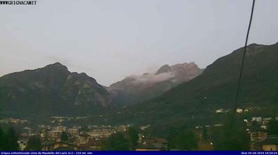 immagine della webcam nei dintorni di Taceno: webcam Mandello del Lario