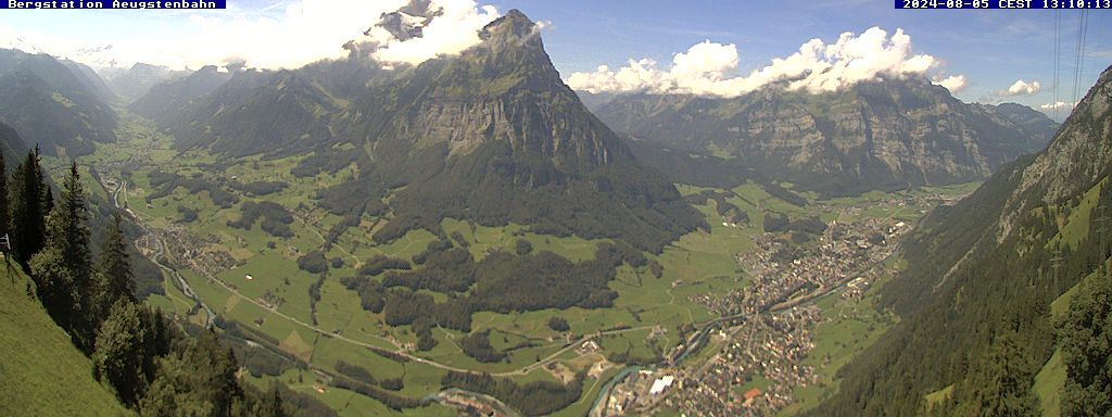 Ennenda: Blick von Bergstation Aeugstenbahn ins Glarnerland