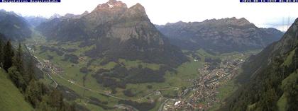 Ennenda: Blick von Bergstation Aeugstenbahn ins Glarnerland