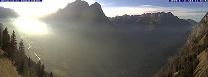 Ennenda: Blick von Bergstation Aeugstenbahn ins Glarnerland