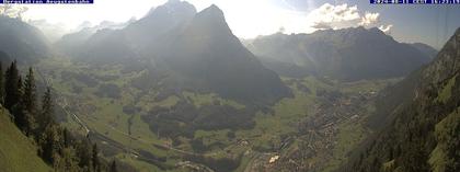 Ennenda: Blick von Bergstation Aeugstenbahn ins Glarnerland