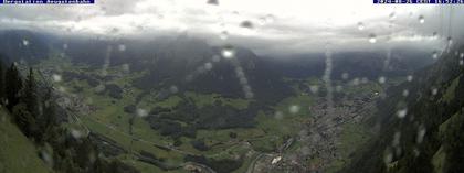 Ennenda: Blick von Bergstation Aeugstenbahn ins Glarnerland