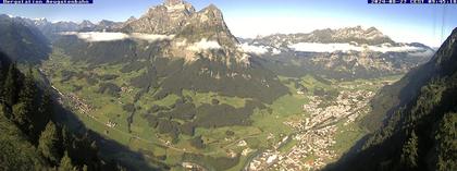 Ennenda: Blick von Bergstation Aeugstenbahn ins Glarnerland