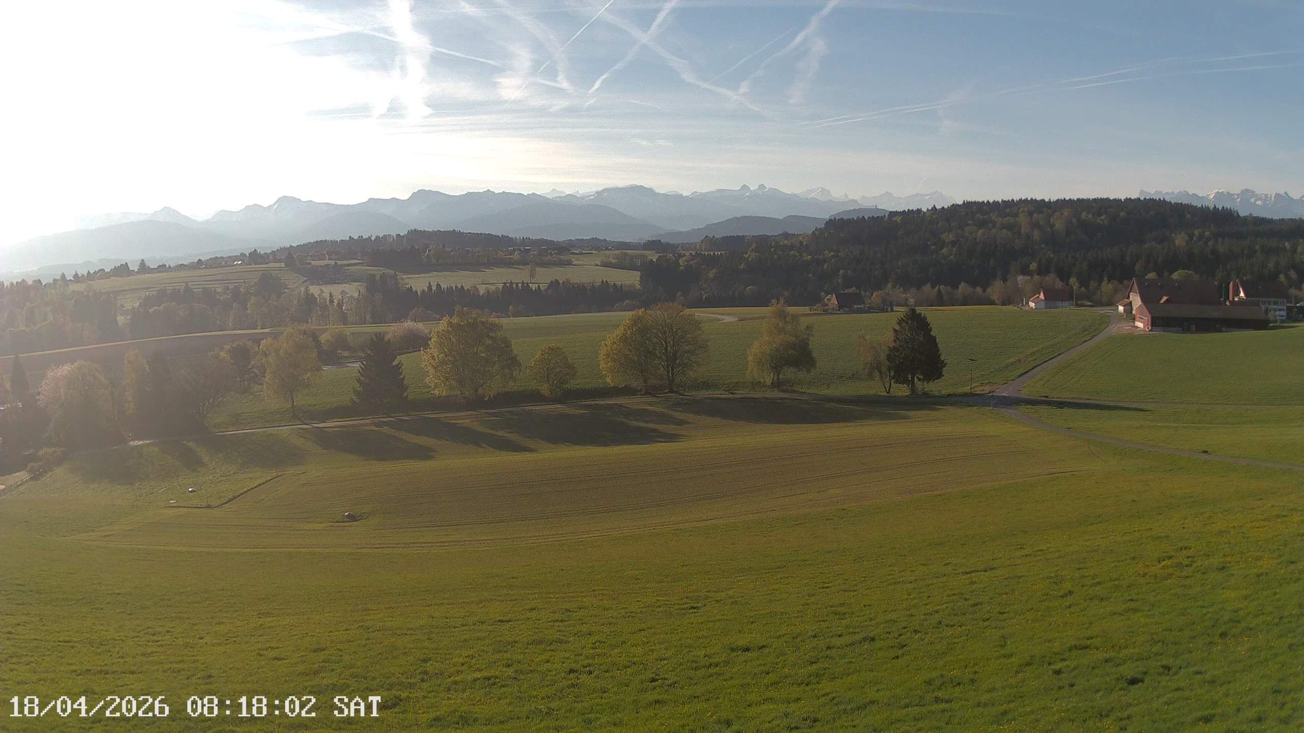 Montpreveyres › Osten: › East: Vue sur les montagnes depuis