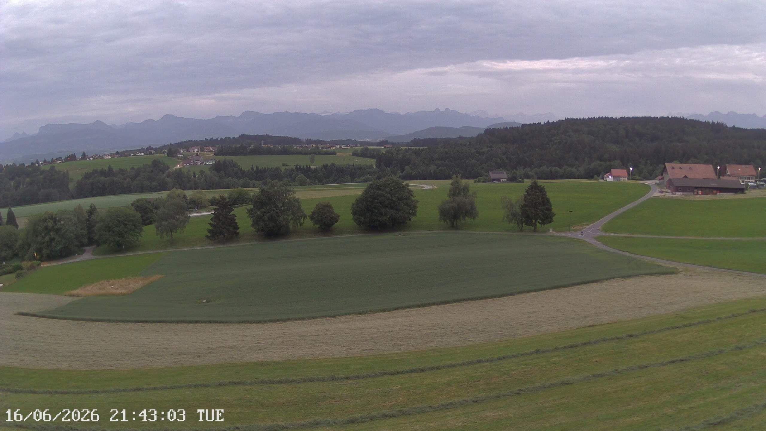Montpreveyres › Südosten: Welcome Swiss & Events SA