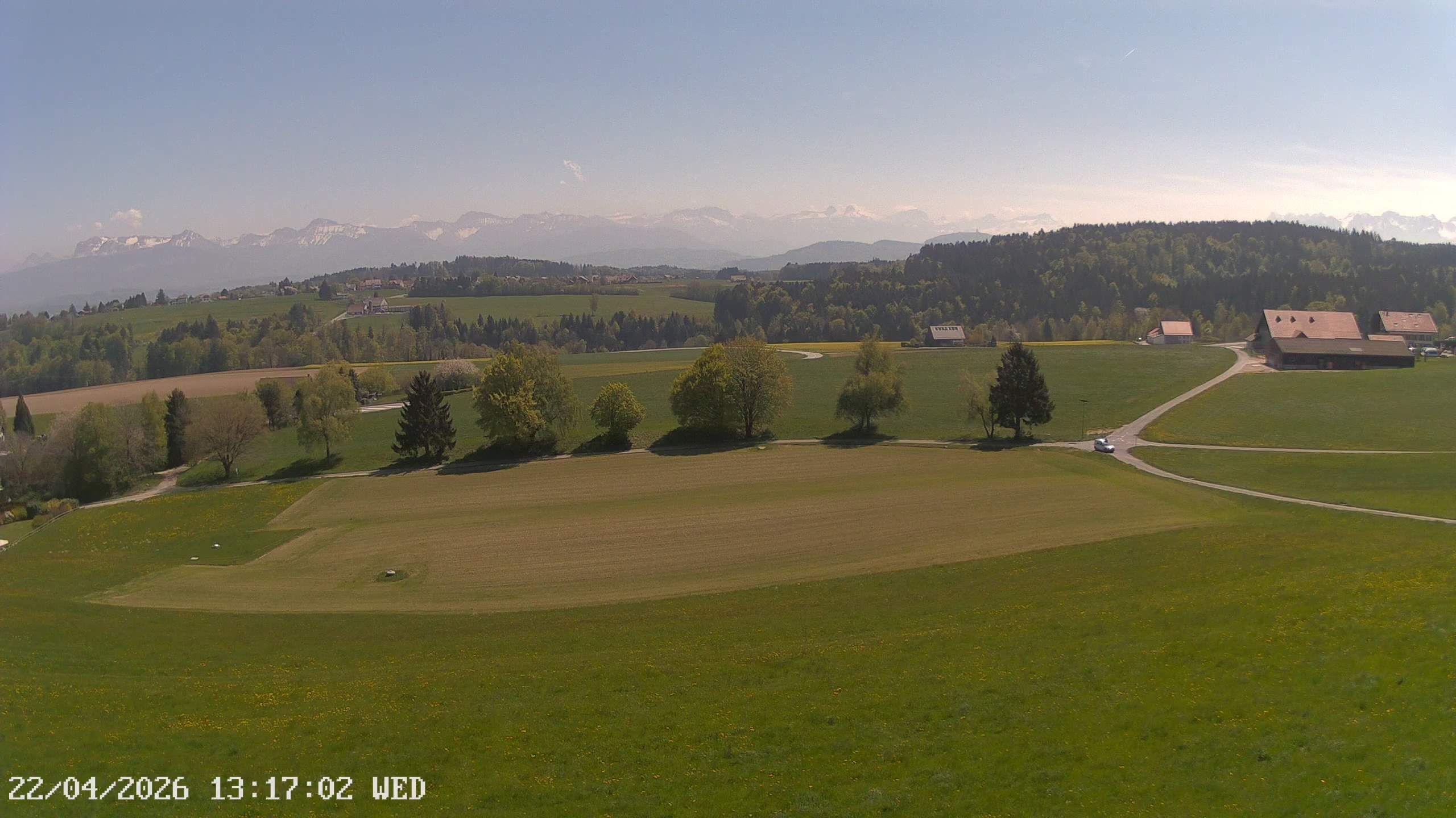 Montpreveyres › Osten: › East: Vue sur les montagnes depuis