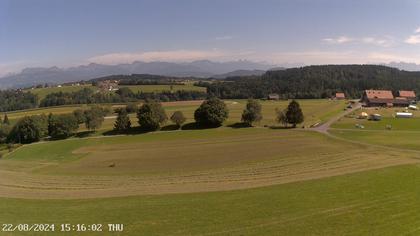 Montpreveyres › Ost: › East: Vue sur les montagnes depuis