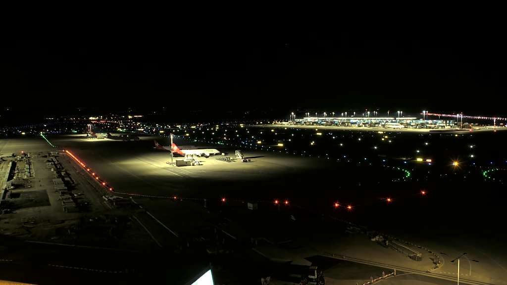 Kloten: Zurich Airport station - Zürich, Schweiz: Webcam Operation Center
