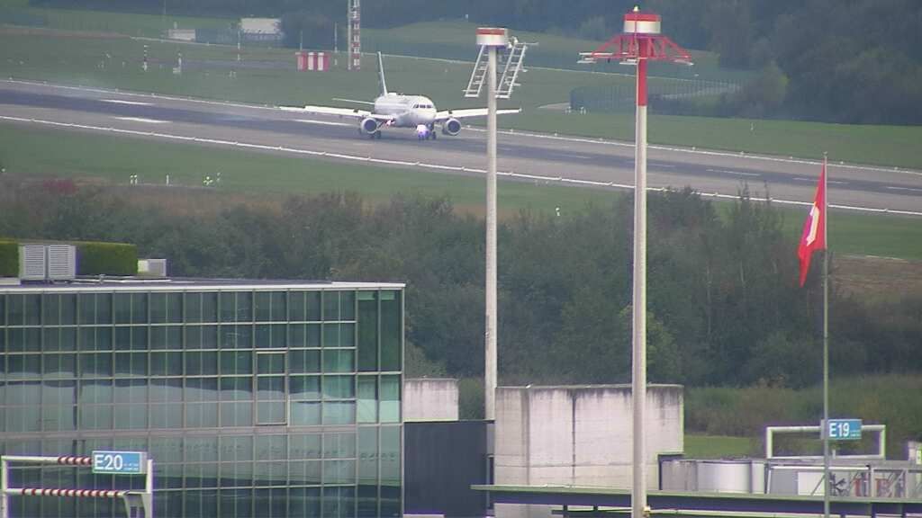 Kloten: Airport station - Webcam Operation Center