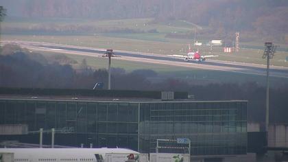 Kloten: Airport station - Webcam Operation Center