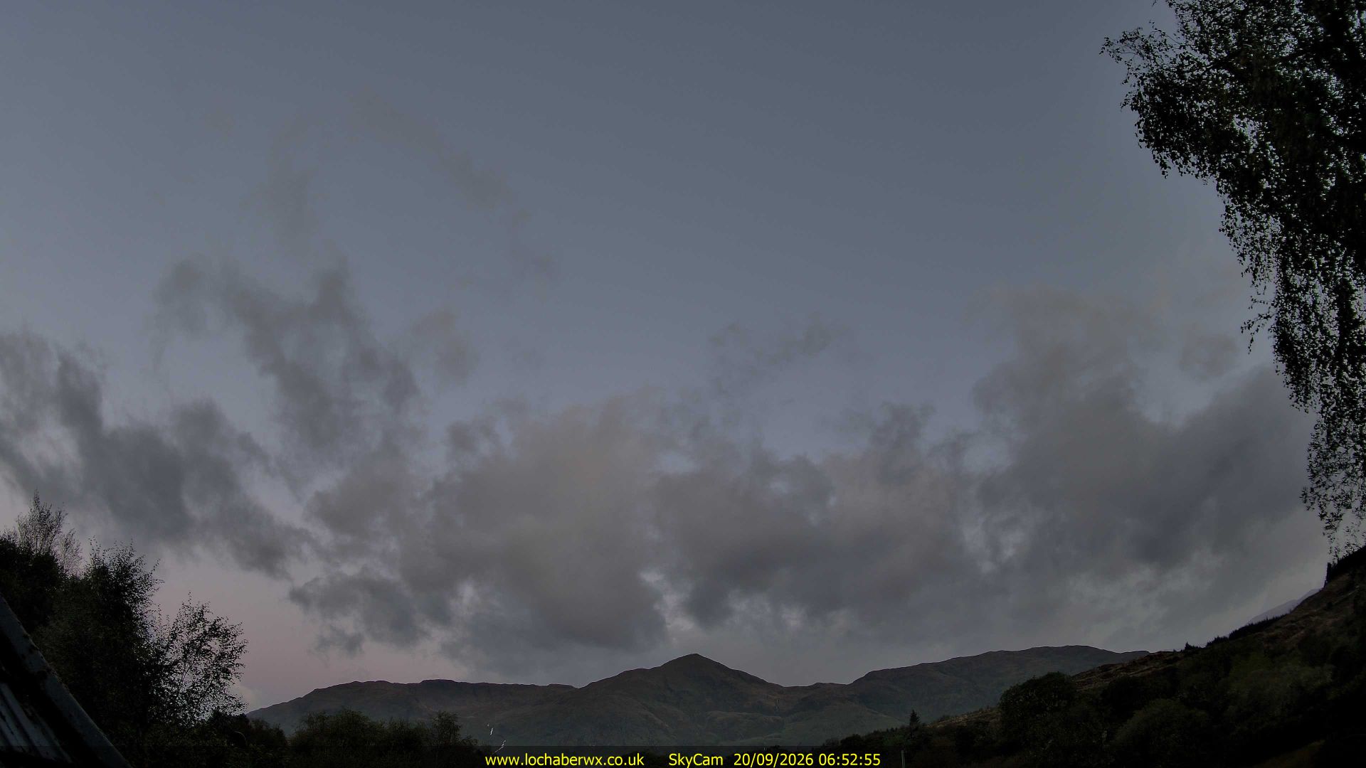 Traffic Cam Fort William › North-West: Allt na Diollaid