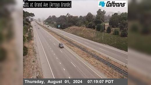 Traffic Cam Arroyo Grande › South: US-101 : Grand Avenue