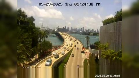 Traffic Cam Miami Beach: I-395 at Alton Road