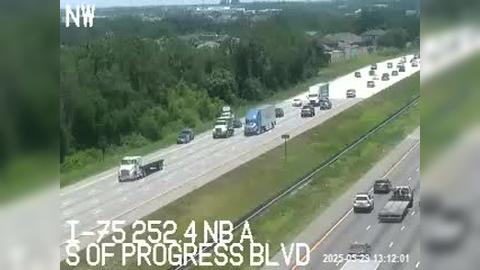 Traffic Cam Progress Village: I-75 S of Progress Blvd