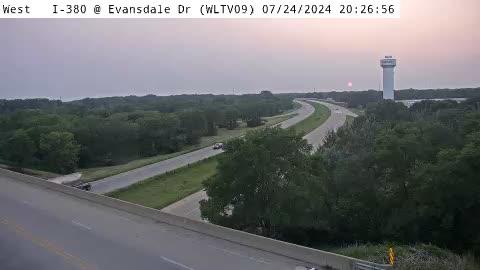 Traffic Cam Evansdale: WL - I-380 - Drive (09)