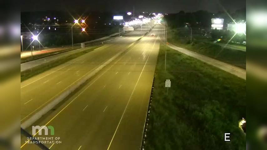 Traffic Cam Maplewood: I-94 EB @ T.H.120
