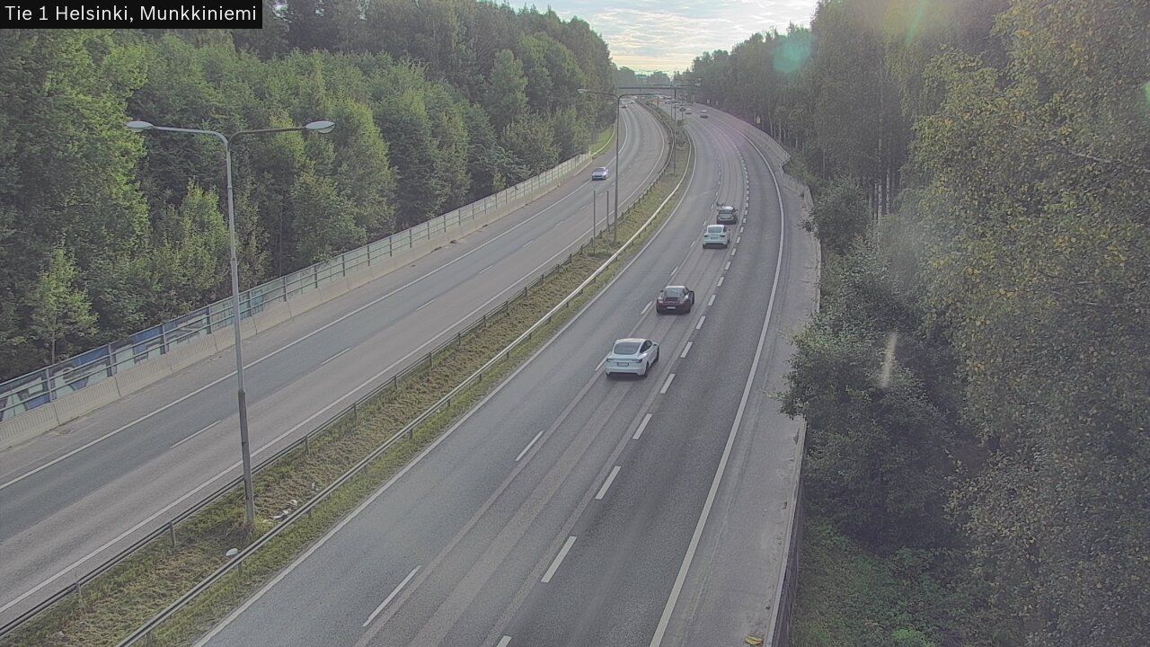 Traffic Cam City center: Tie 1 Helsinki, Munkkiniemi - Helsinkiin