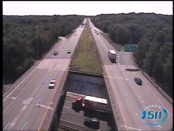 Traffic Cam Haines Corner › South: I-195 @ Exit 2, Hamilton