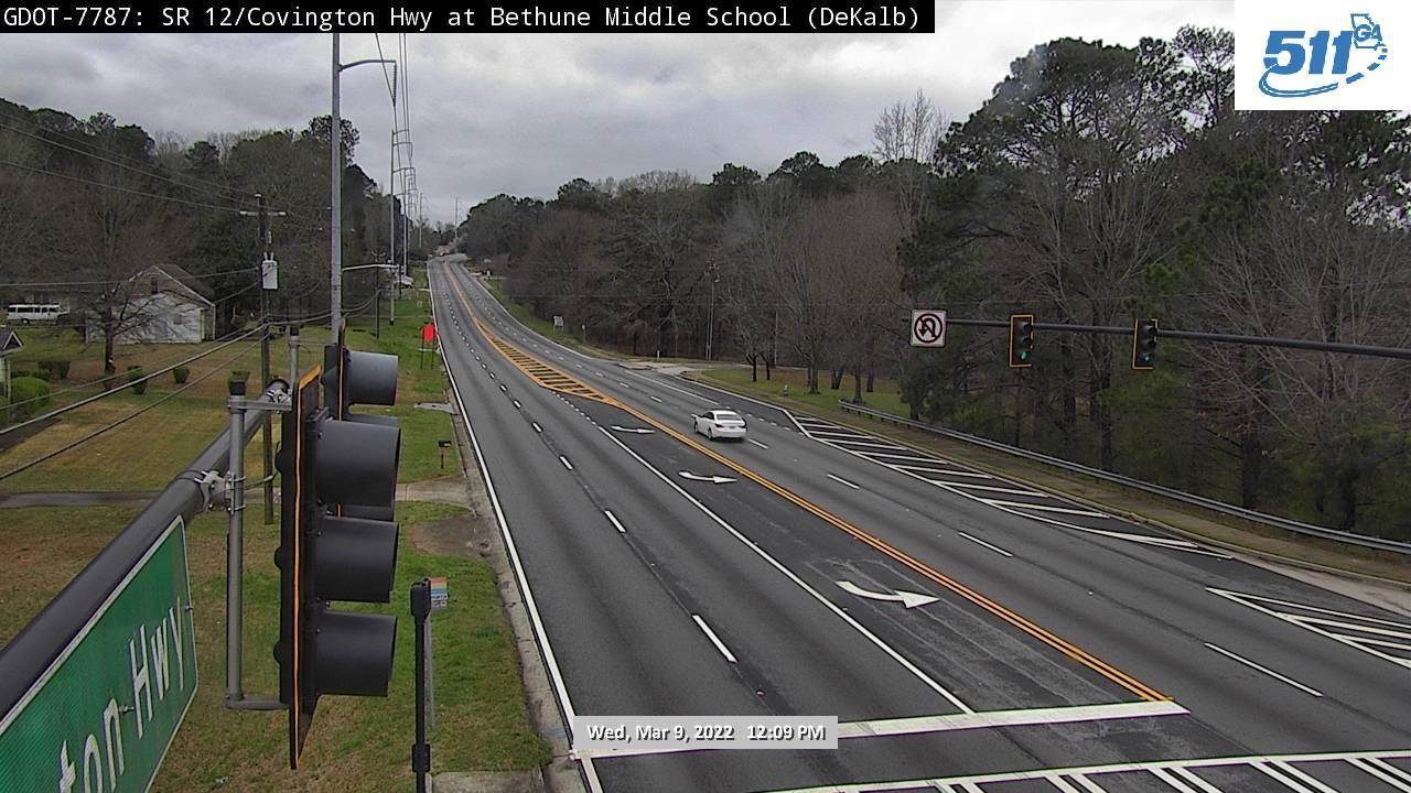 Traffic Cam Kings Ridge: DEK-CAM-