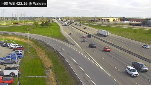 Traffic Cam Cheektowaga › West: I-90 at Interchange 52 (Walden Avenue)